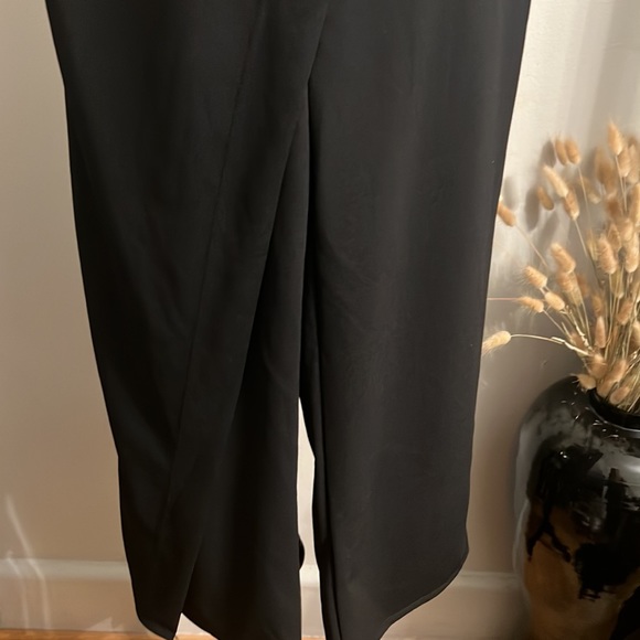Beautiful black pants silver ring detail on elastic waist SZ L - Picture 3 of 3